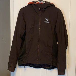 Arcteryx atom lt hoody katalox color